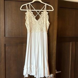 White summer dress.  Great condition
